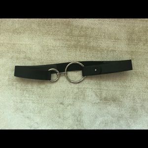 Suzy Roher Silver Ring Black Leather Belt